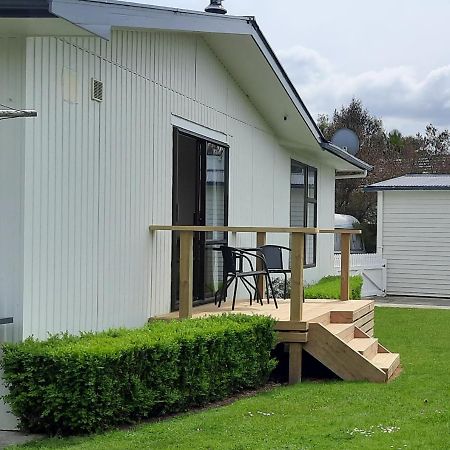 Cosy On Courtney Villa Motueka Exterior photo